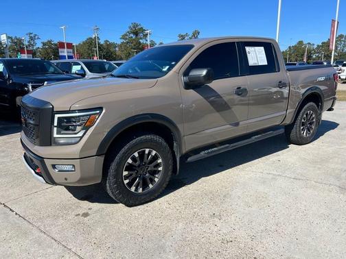 2022 Nissan Titan PRO-4X