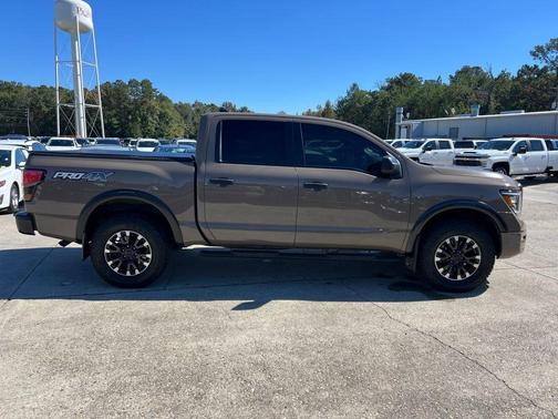 2022 Nissan Titan PRO-4X