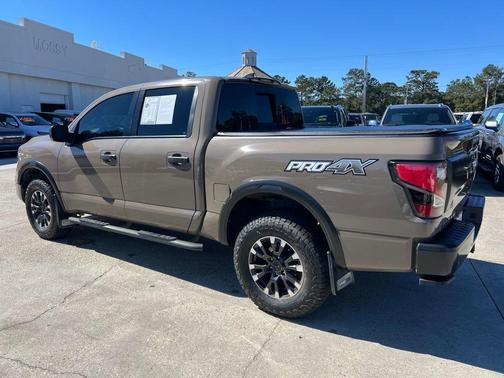2022 Nissan Titan PRO-4X
