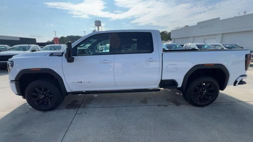 2024 GMC Sierra 2500 AT4