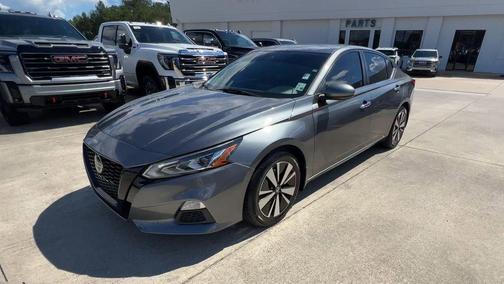 2021 Nissan Altima 2.5 SV