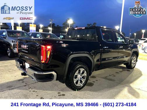 2024 GMC Sierra 1500 SLT