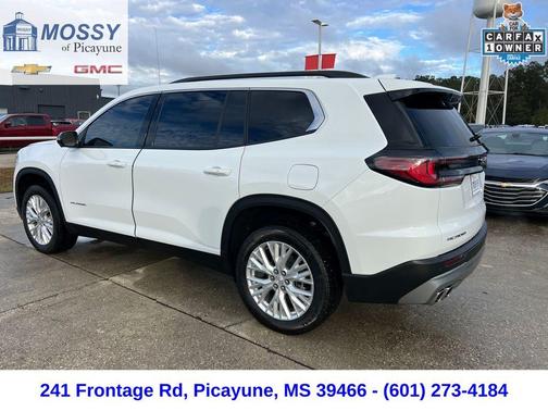 2024 GMC Acadia Elevation