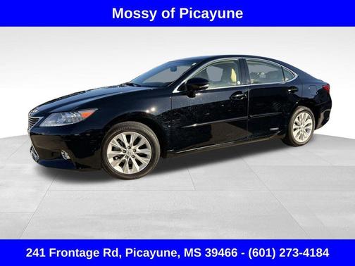 2015 Lexus ES 300h Base