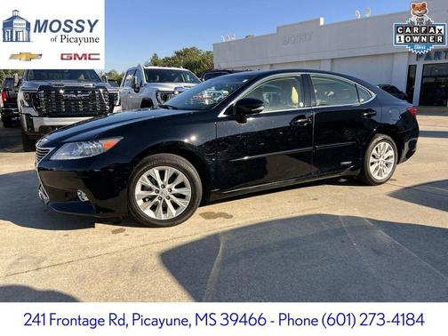 2015 Lexus ES 300h Base