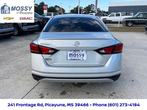 2022 Nissan Altima 2.5 S