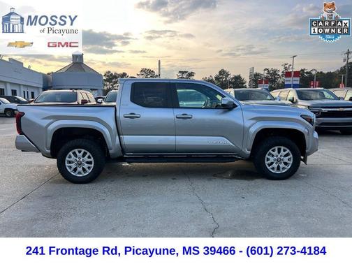 2025 Toyota Tacoma SR5