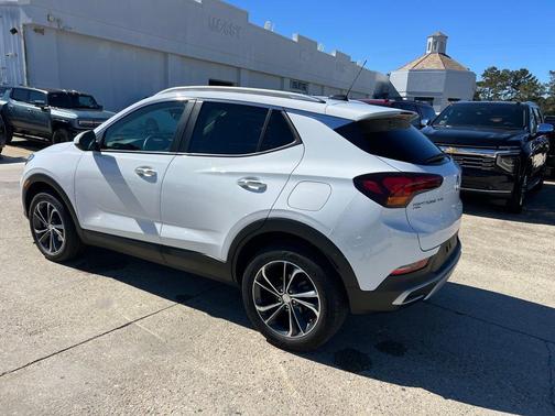2023 Buick Encore GX Select