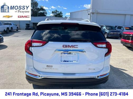 2024 GMC Terrain SLT