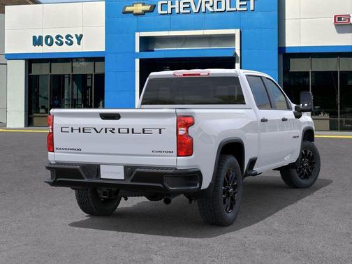 2026 Chevrolet Silverado 2500 Custom