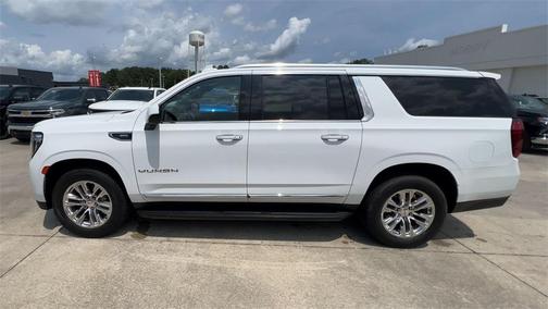 2021 GMC Yukon XL SLT