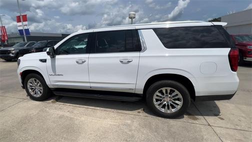 2021 GMC Yukon XL SLT