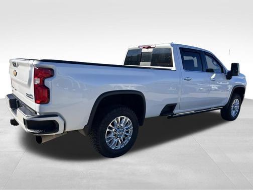 2022 Chevrolet Silverado 3500 High Country