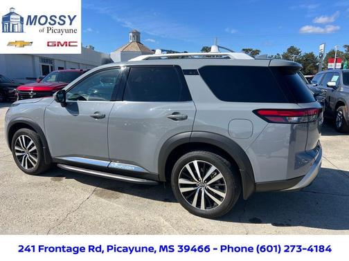 2024 Nissan Pathfinder Platinum