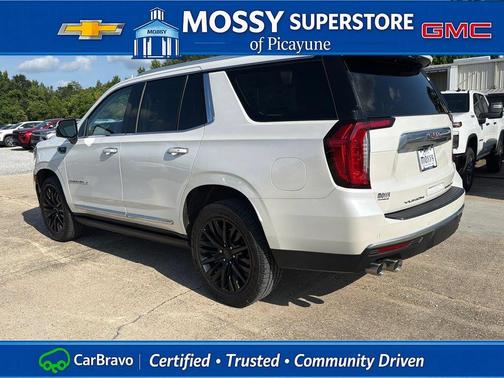White 2021 GMC Yukon Denali