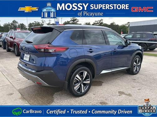 2 Tone Blue / Black 2023 Nissan Rogue SL