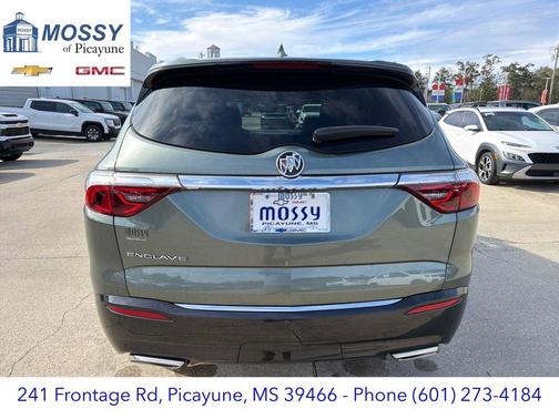 2023 Buick Enclave Essence