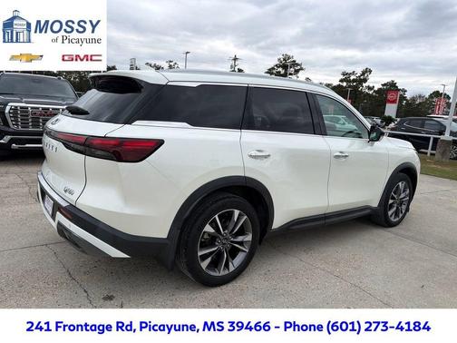 2022 INFINITI QX60 Luxe