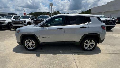 2024 Jeep Compass Sport
