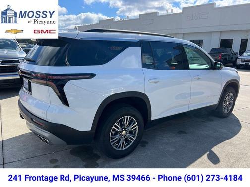 2024 Chevrolet Traverse LT