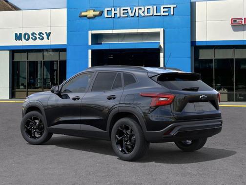 Black 2026 Chevrolet Trax LT