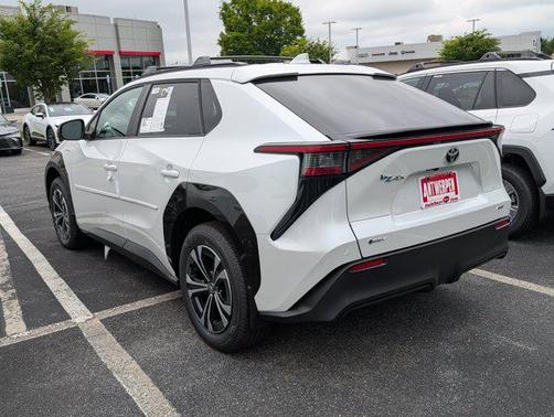 2025 Toyota bZ4X XLE
