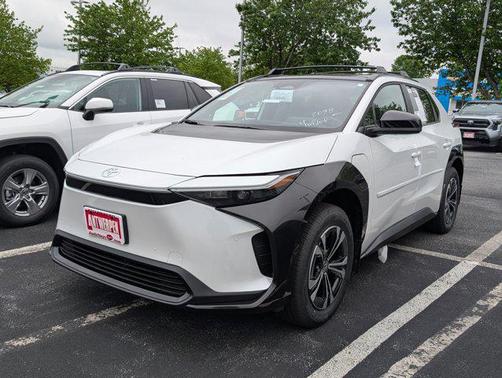 2025 Toyota bZ4X XLE