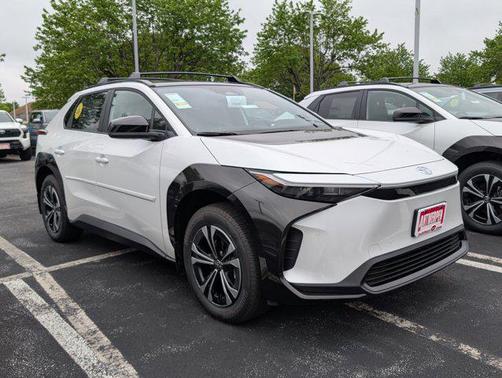 2025 Toyota bZ4X XLE