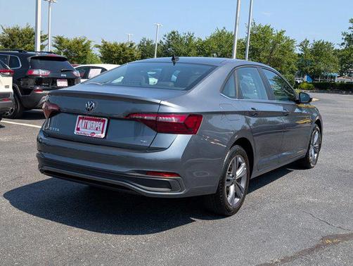 2024 Volkswagen Jetta 1.5T SE