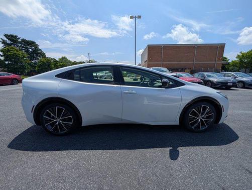 2024 Toyota Prius XLE