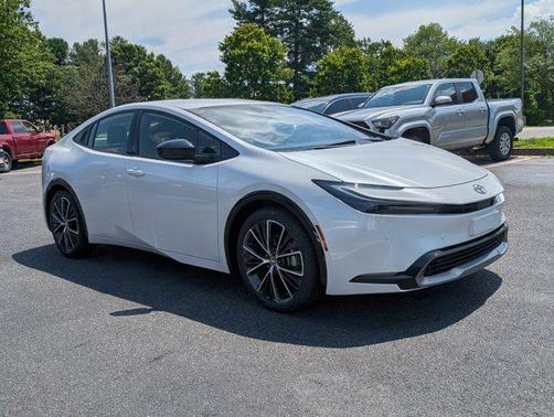 2024 Toyota Prius XLE