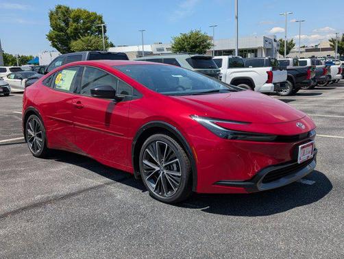 2025 Toyota Prius XLE