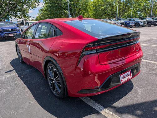 2025 Toyota Prius XLE