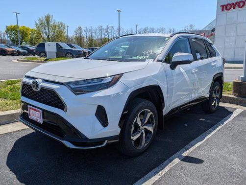 2025 Toyota RAV4 Hybrid SE