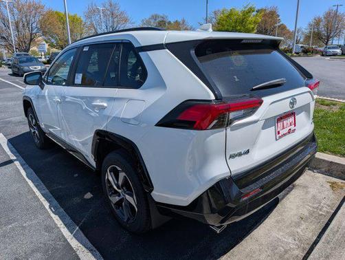 2025 Toyota RAV4 Hybrid SE