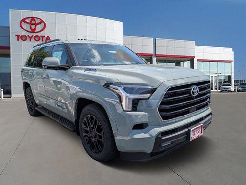 2025 Toyota Sequoia SR5