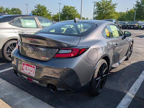2025 Toyota GR86 Premium