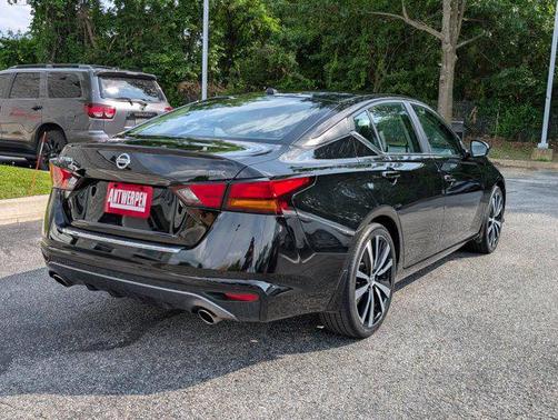 2020 Nissan Altima SR FWD