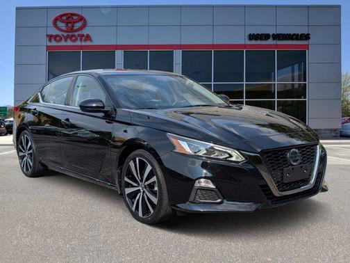 2020 Nissan Altima SR FWD