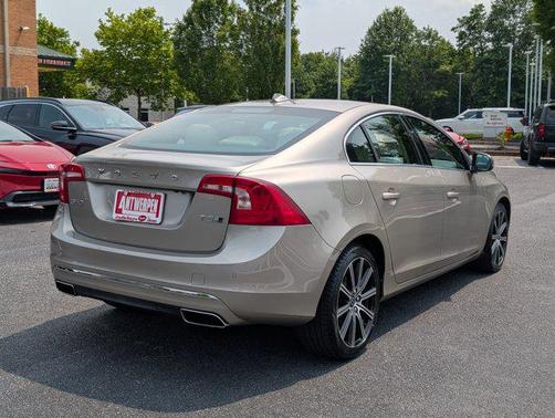2016 Volvo S60 Inscription T5 Premier