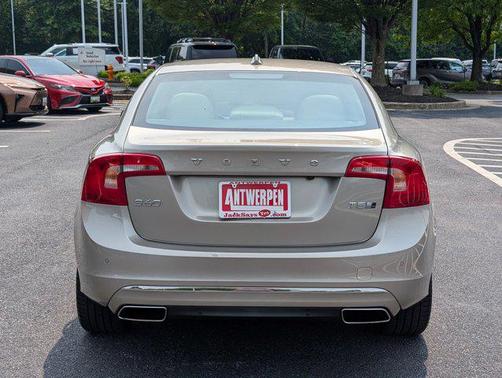 2016 Volvo S60 Inscription T5 Premier