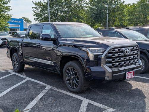 2025 Toyota Tundra Hybrid Platinum