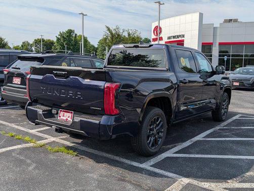 2025 Toyota Tundra Hybrid Platinum