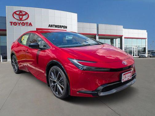 2025 Toyota Prius XLE