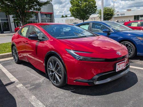 2025 Toyota Prius XLE