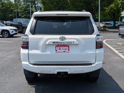2024 Toyota 4Runner SR5