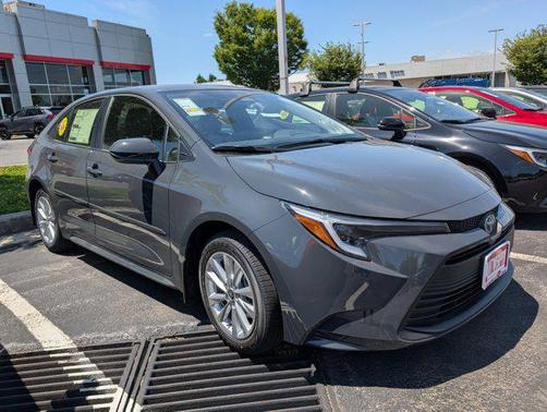 2025 Toyota Corolla Hybrid LE