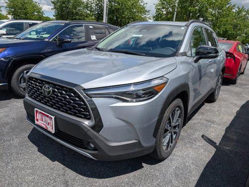 2025 Toyota Corolla Cross XLE