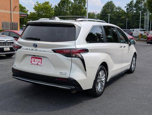 2021 Toyota Sienna Limited 7-Passenger
