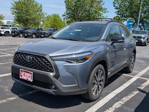 2025 Toyota Corolla Cross XLE